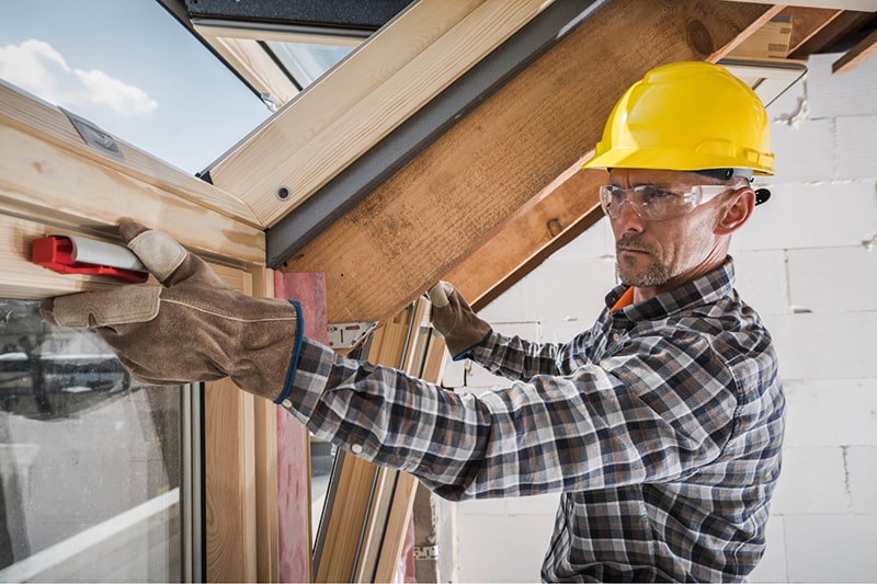 Contractor Window Installation