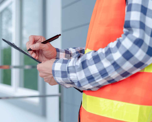 Illustration-of-a-professional-roof-inspection