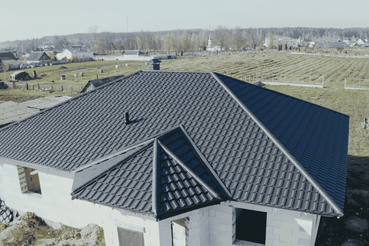 Factors influencing roof longevity such as weather conditions and maintenance practices.